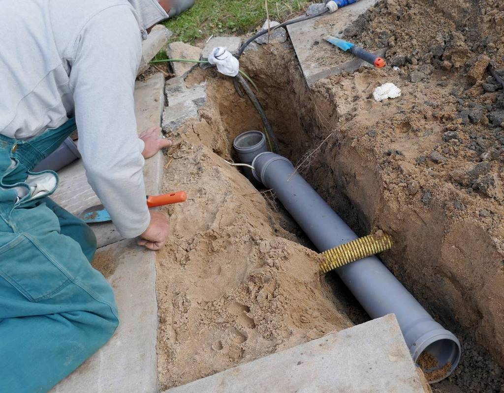 Travaux de terrassement et d’assainissement dans le Centre Travaux de terrassement et d’assainissement dans le Centre
